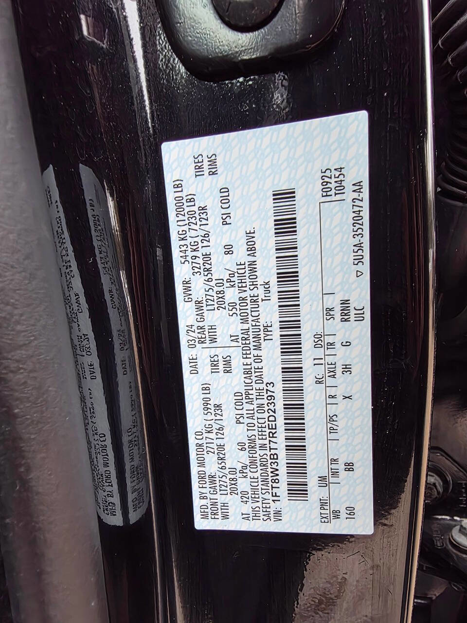 Used 2024 Ford F350 Platinum w/ FX4 Off-Road Package image 14