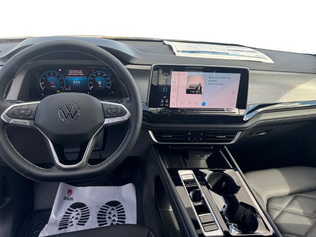 New 2026 Volkswagen Atlas Cross Sport SE FWD image 10