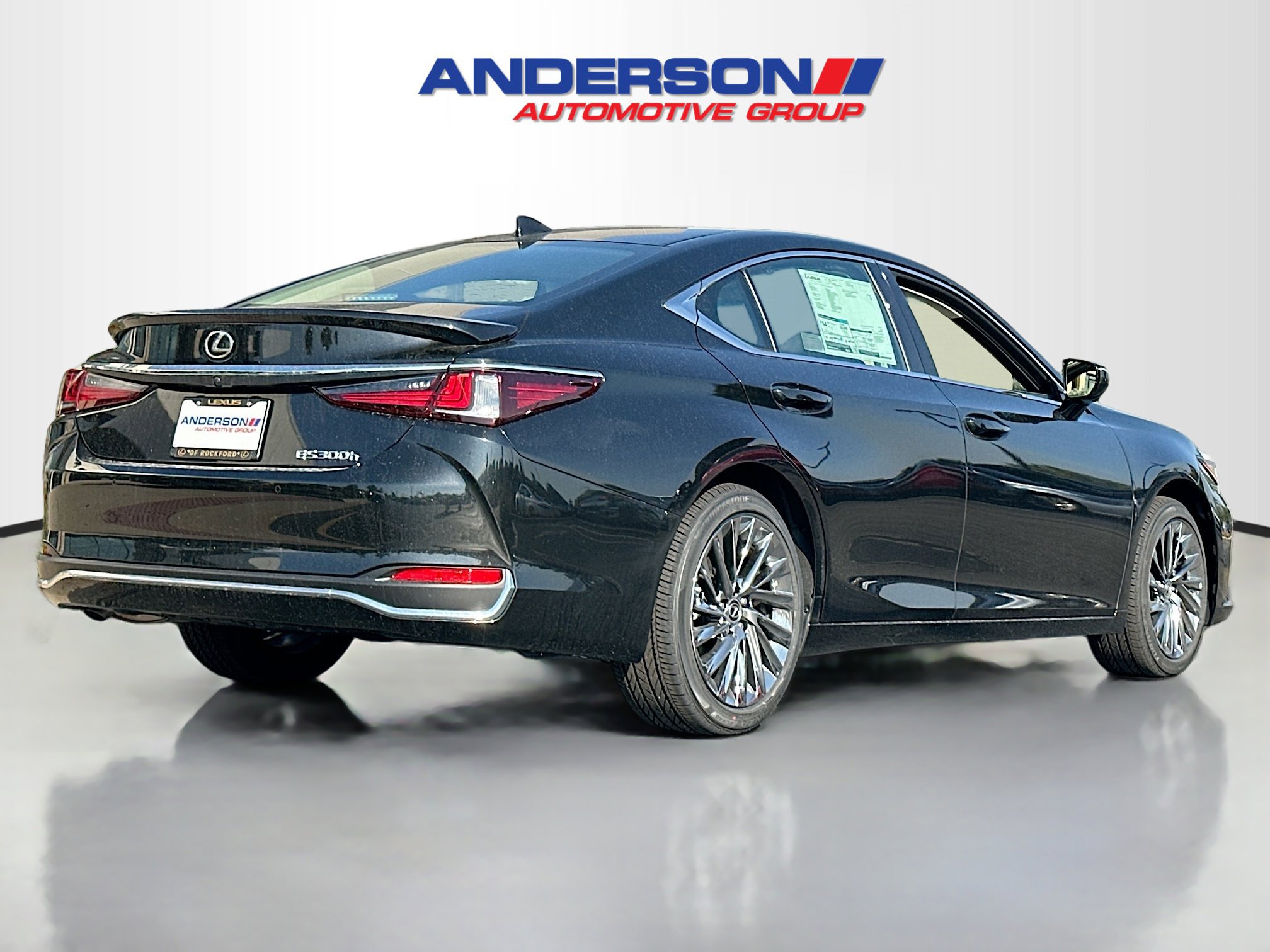New 2025 Lexus ES 300h Ultra Luxury image 2