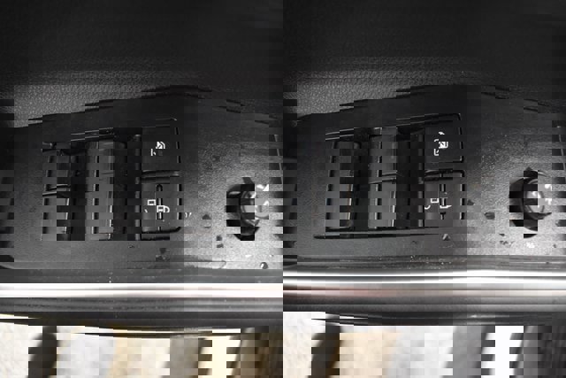 Used 2022 Toyota Highlander XLE image 23