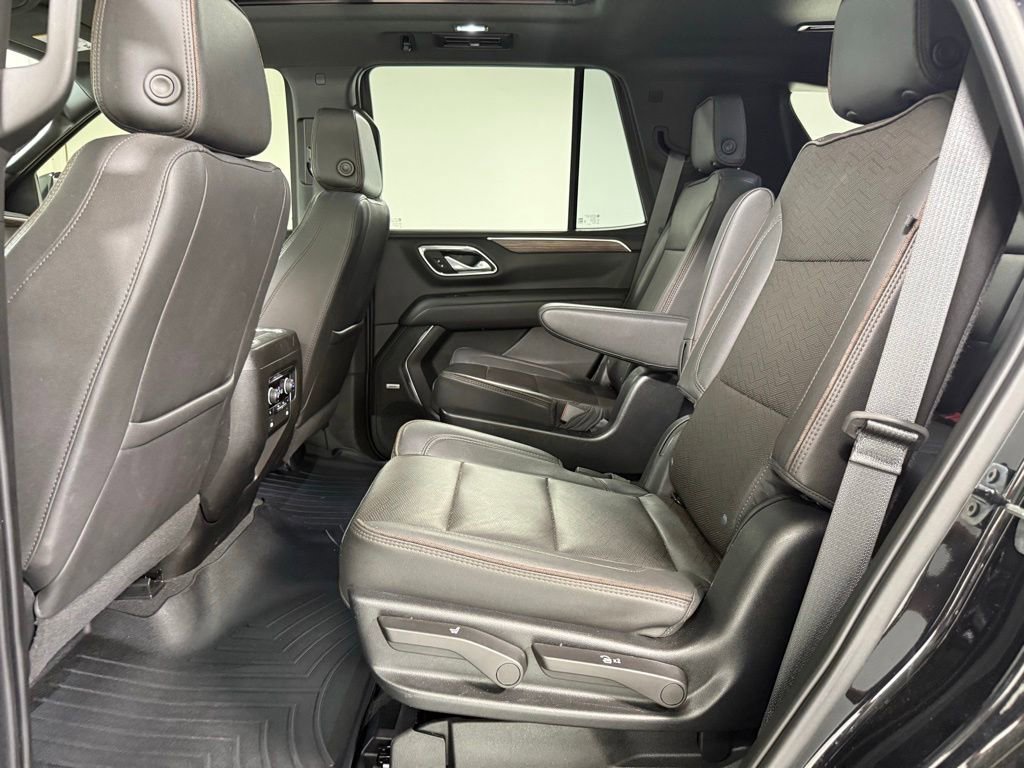 Used 2023 Chevrolet Tahoe High Country AWD/4WD image 34