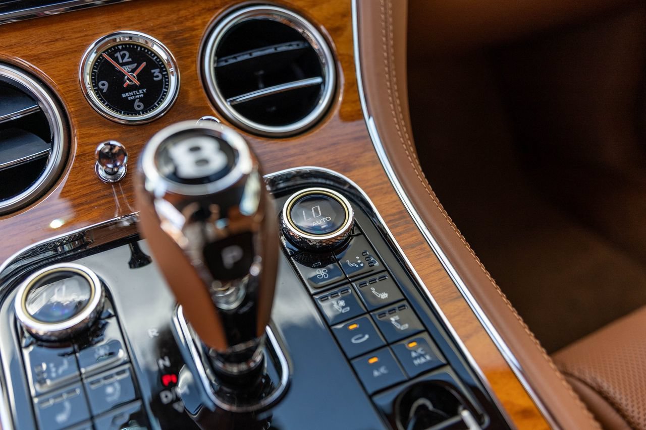 Certified 2022 Bentley Continental GT AWD/4WD image 34