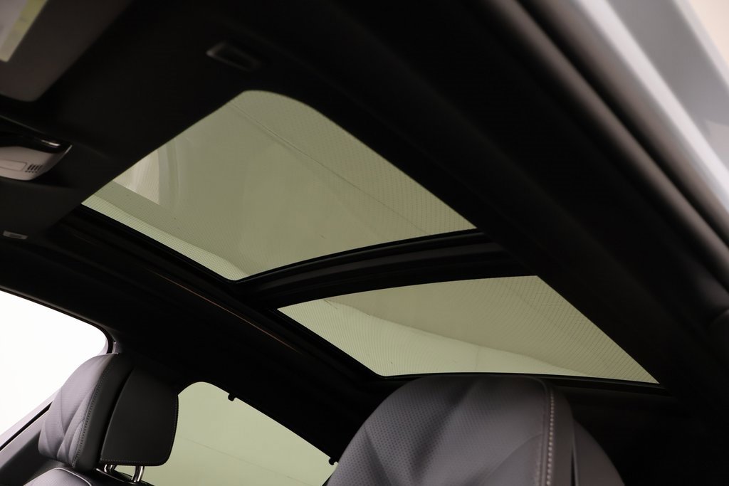 New 2026 BMW X6 M60i image 16