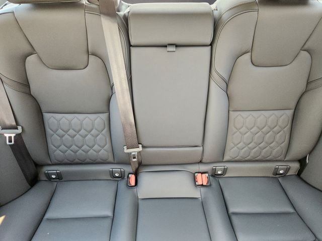 New 2026 Volvo XC60 T8 Core w/ Climate Package AWD/4WD image 14