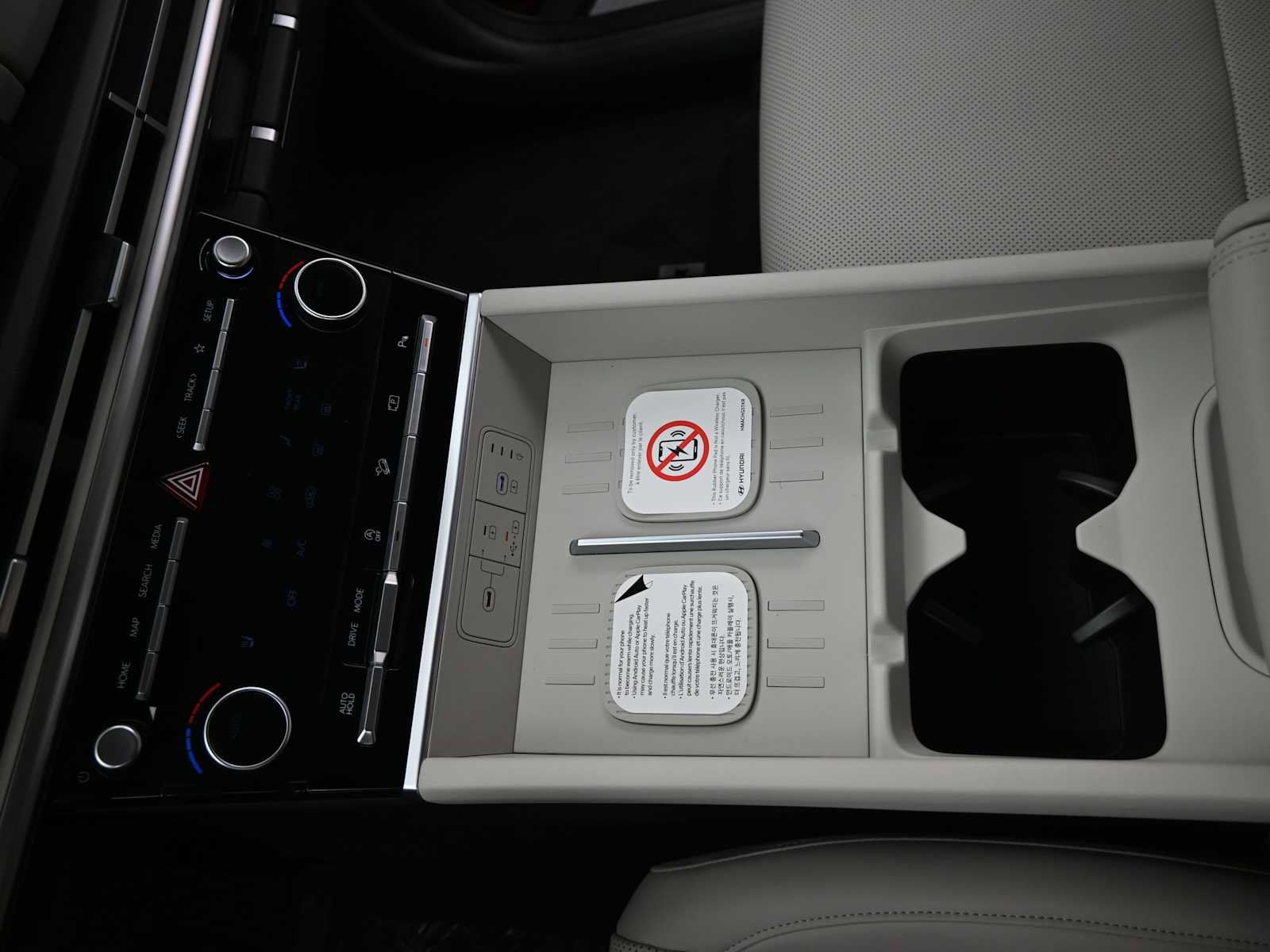 New 2026 Hyundai Santa Fe SEL FWD image 22