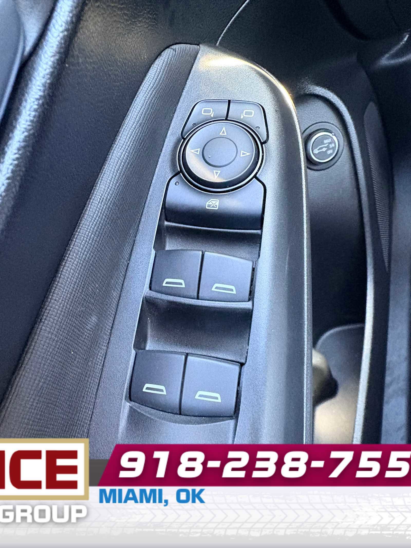 Used 2025 Buick Envista Avenir FWD image 32