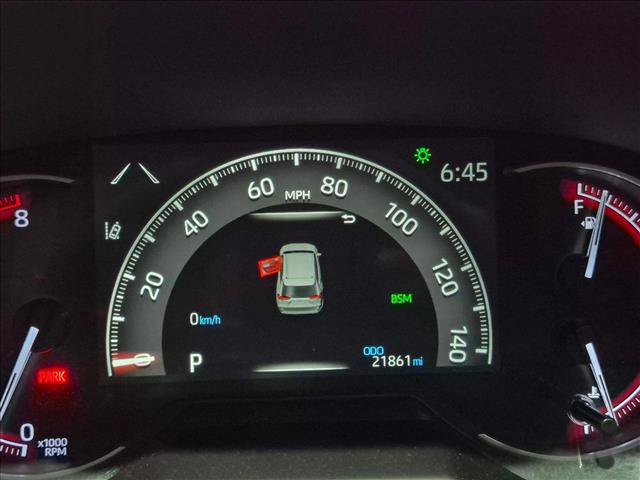 Used 2024 Toyota RAV4 XLE w/ Convenience Package FWD image 19