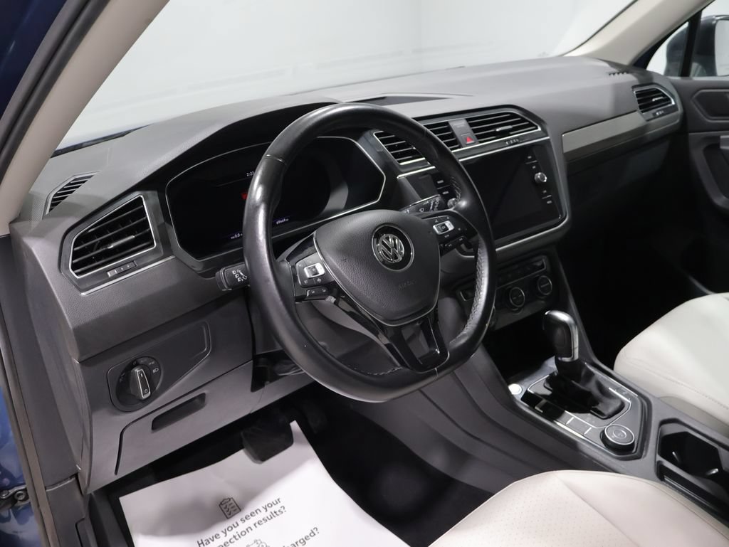 Used 2019 Volkswagen Tiguan SEL AWD/4WD image 15