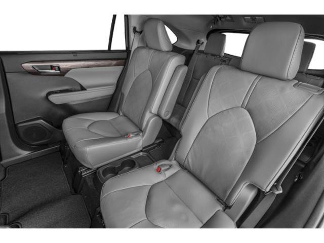 Used 2025 Toyota Highlander Platinum AWD/4WD image 14
