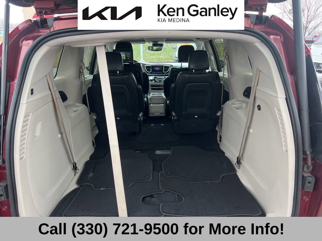 Used 2017 Chrysler Pacifica Touring-L Plus w/ Advanced Safetytec Group image 48