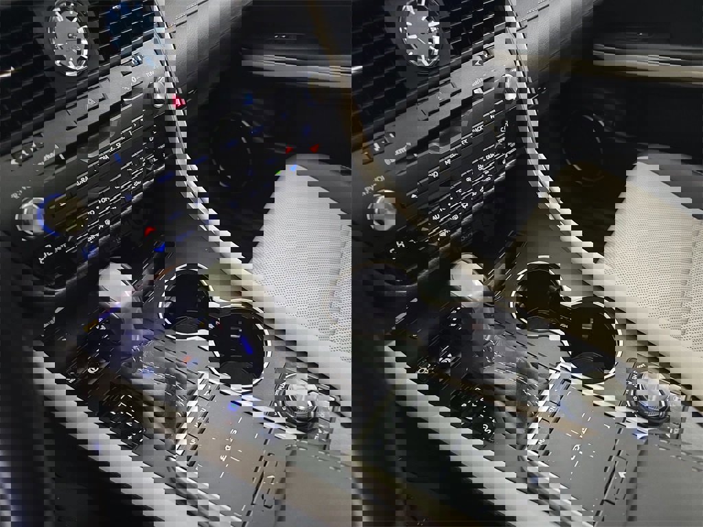 Certified 2022 Lexus RX 450h AWD w/ Special Edition image 25