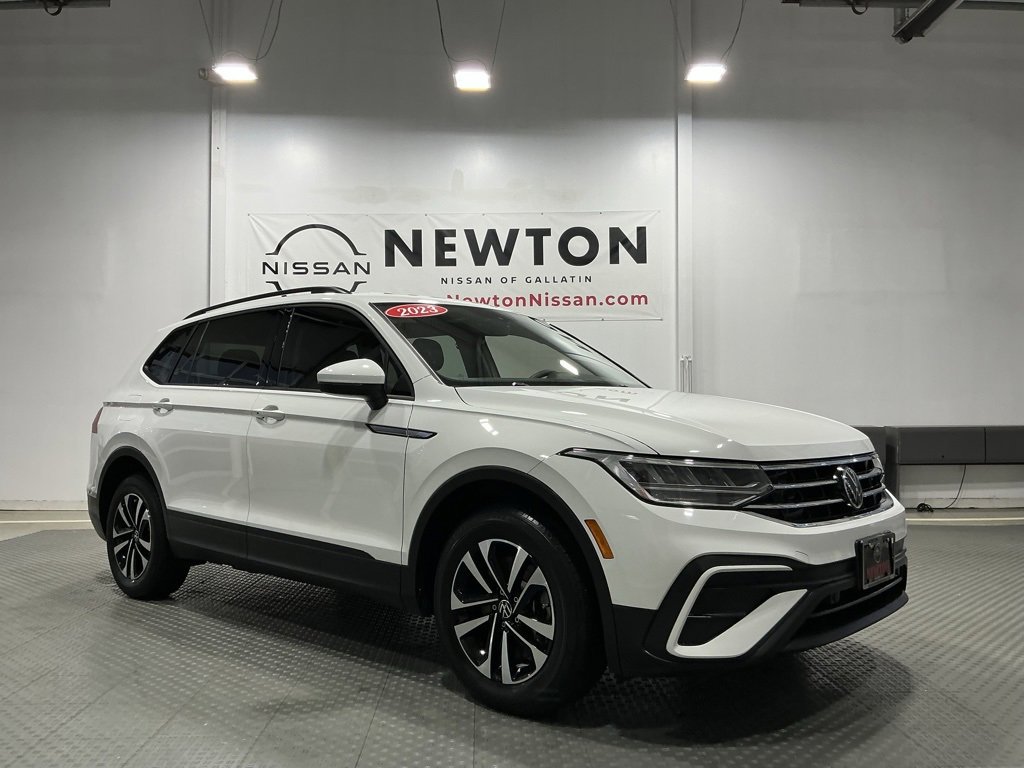 Used 2023 Volkswagen Tiguan S image 31