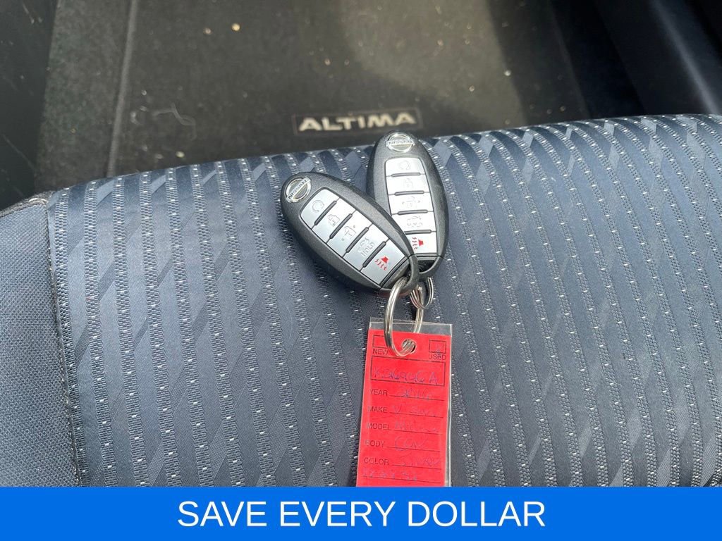 Used 2016 Nissan Altima 2.5 SV FWD image 25