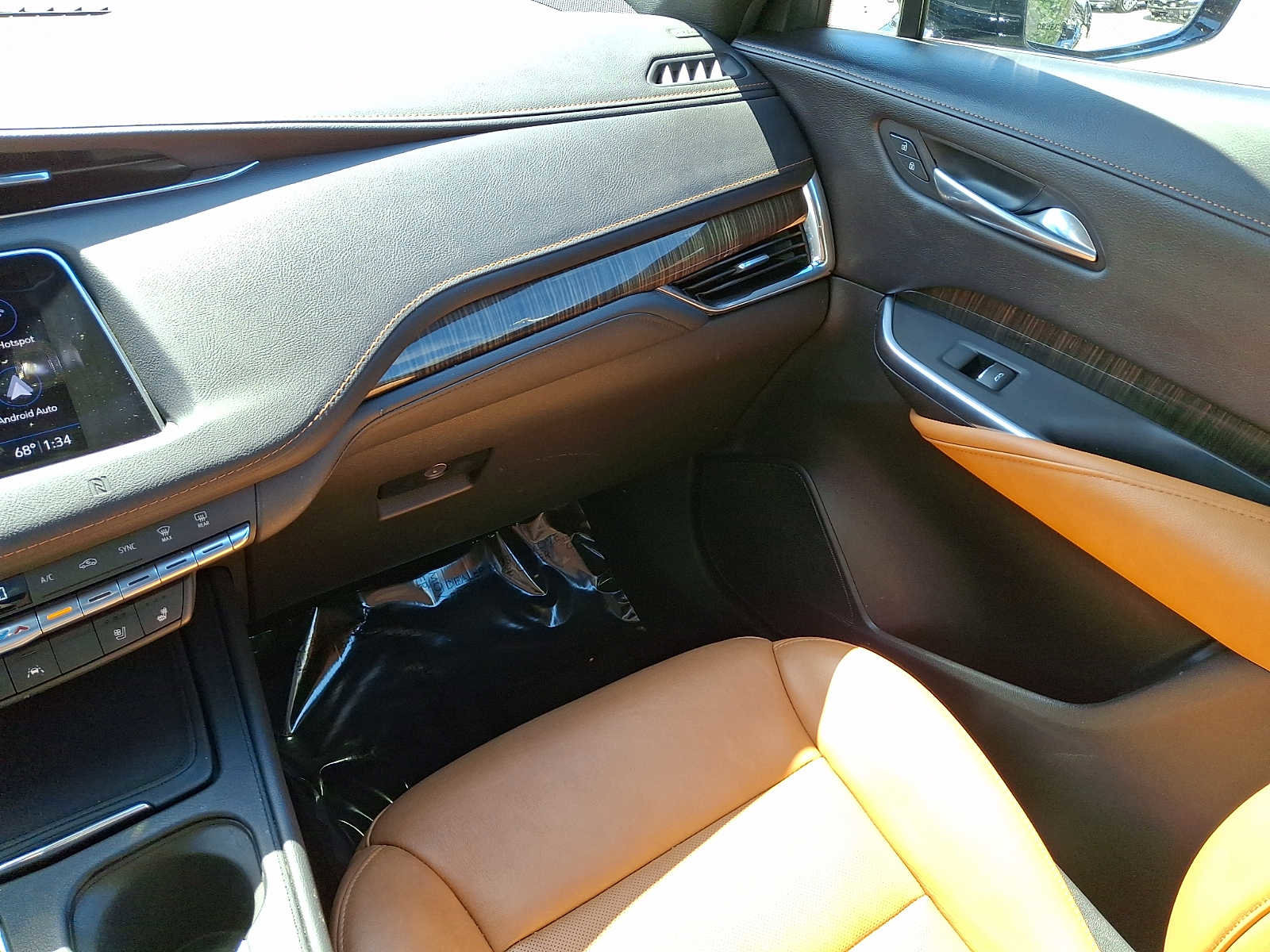 Used 2019 Cadillac XT4 Sport image 21