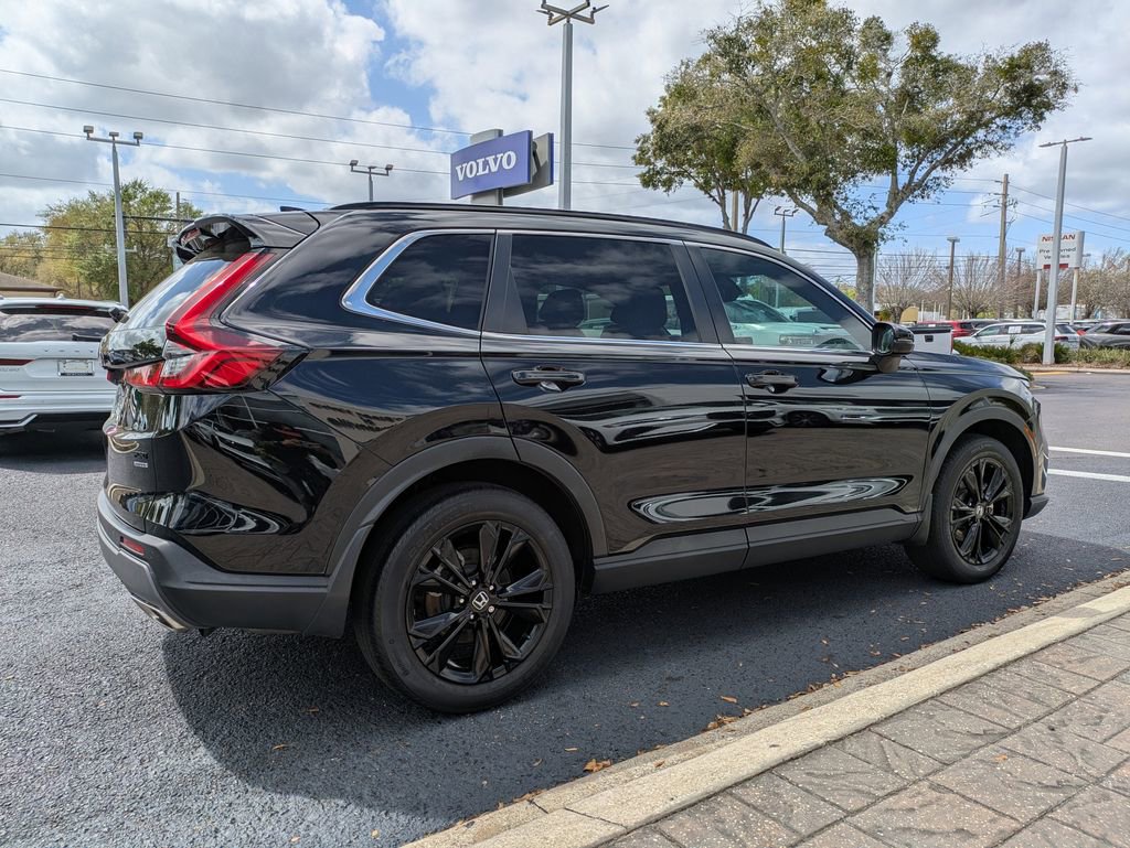 Used 2023 Honda CR-V Sport Touring image 6