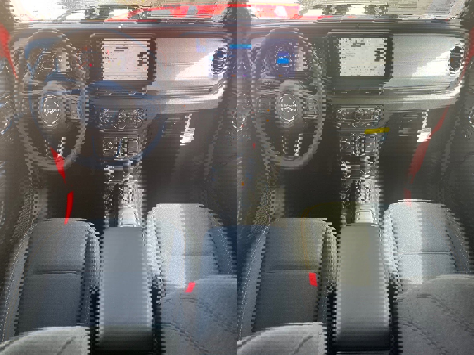 New 2025 Jeep Gladiator Sport image 10