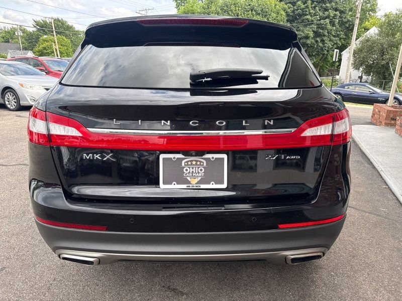 Used 2017 Lincoln MKX Select w/ Select Plus Package AWD/4WD image 6