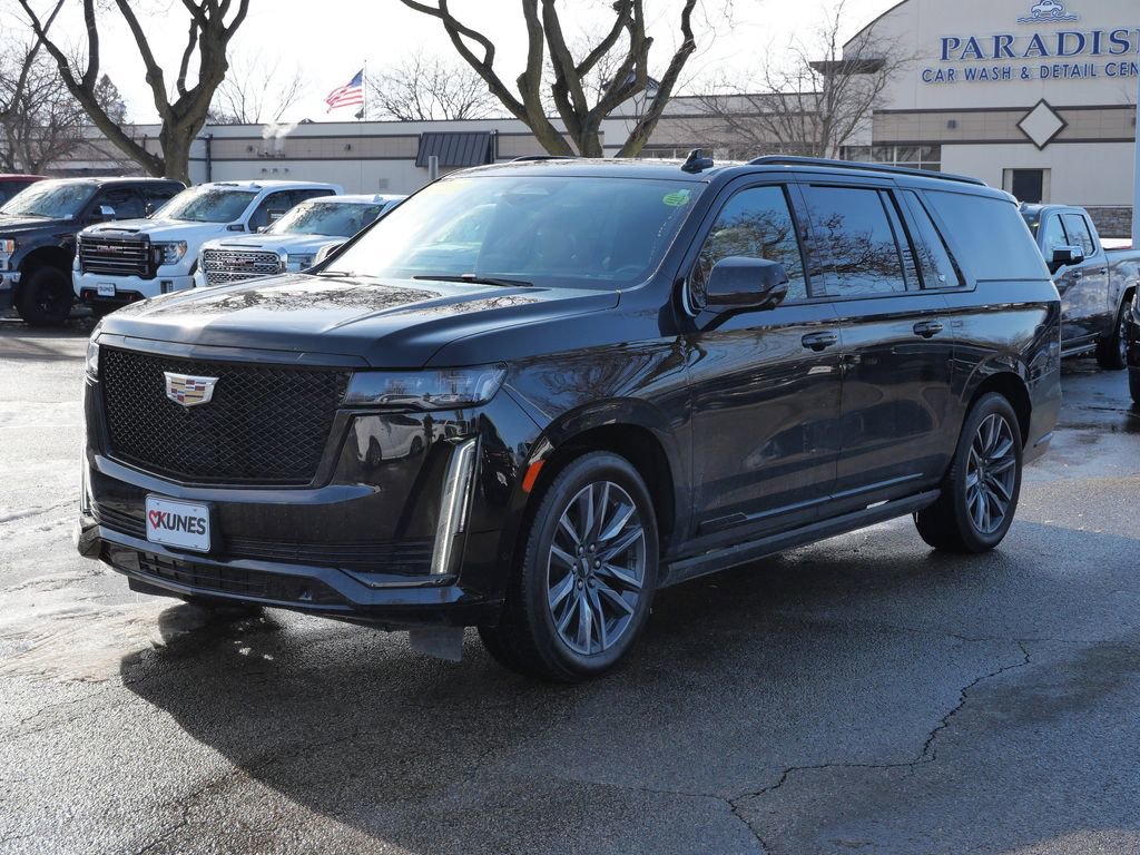 Used 2022 Cadillac Escalade ESV Sport w/ Touring Package image 4