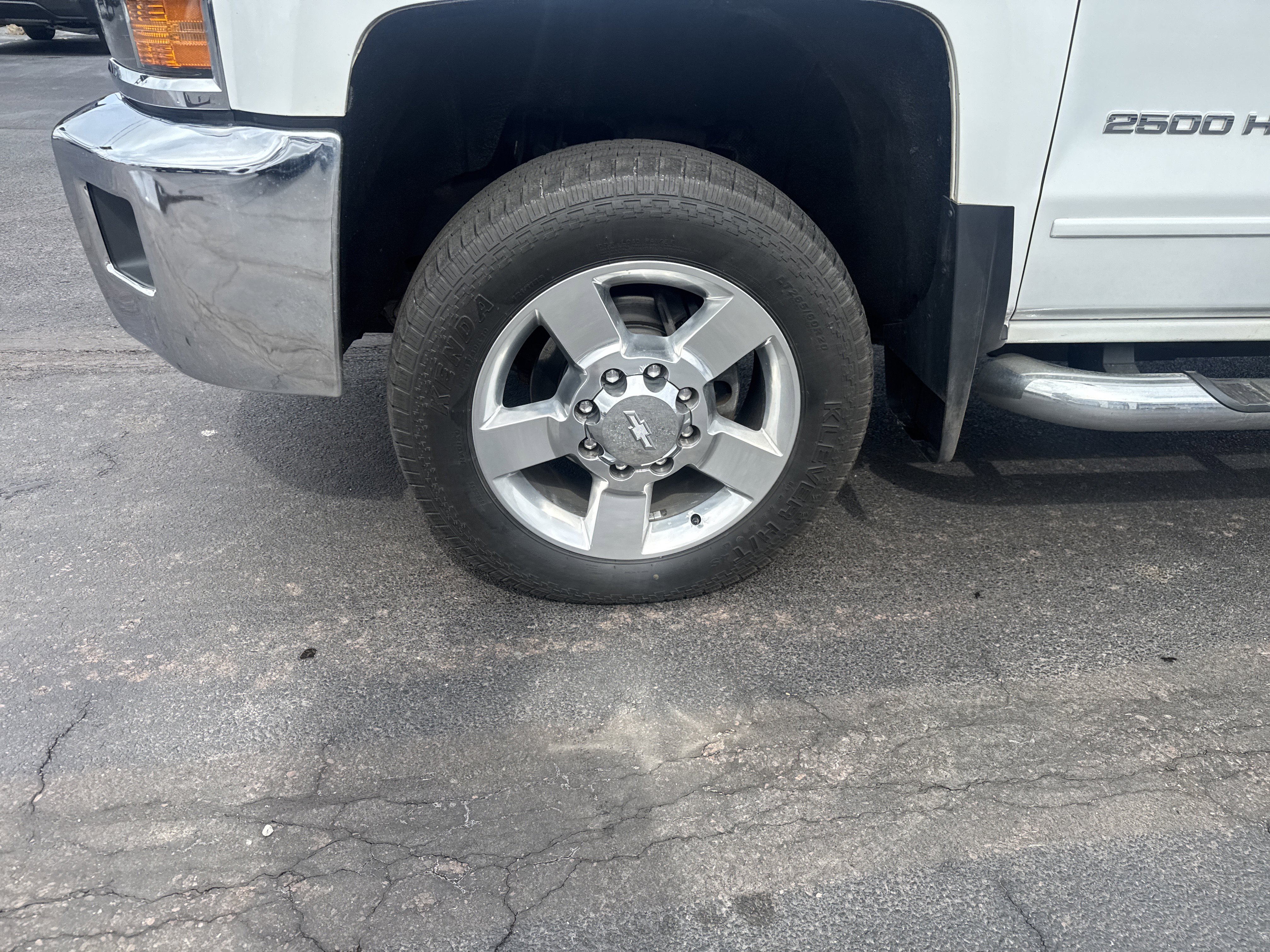 Used 2018 Chevrolet Silverado 2500 LT w/ All Star Edition image 11