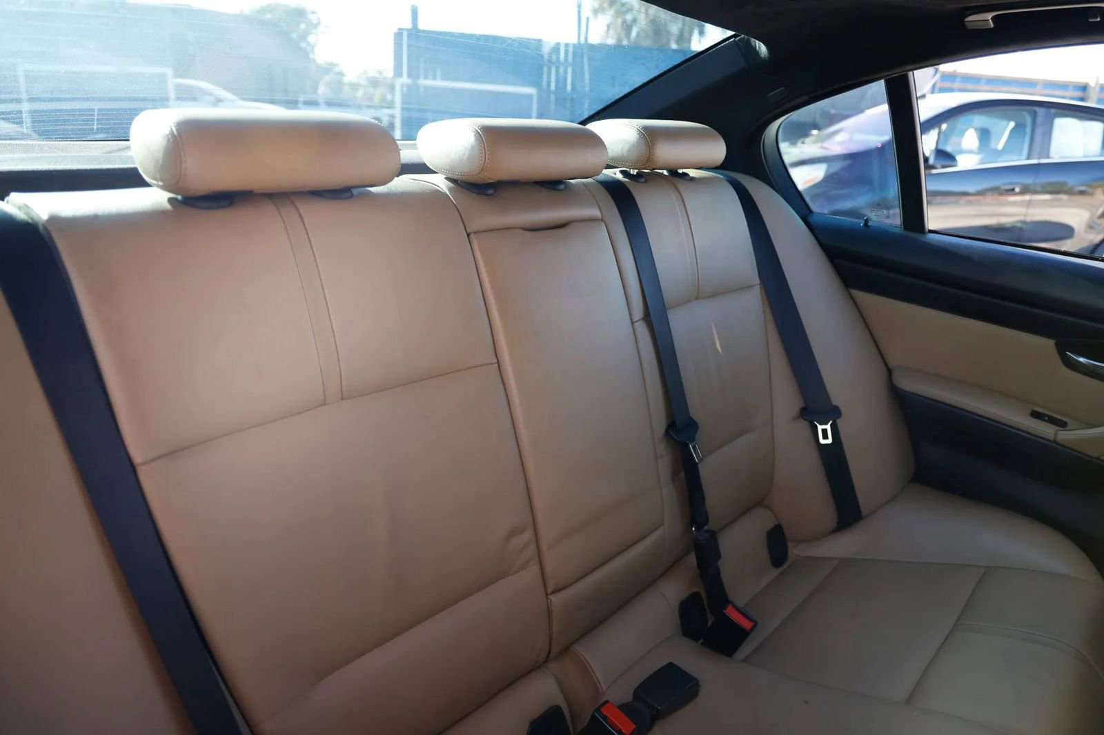 Used 2009 BMW M3 Sedan image 16