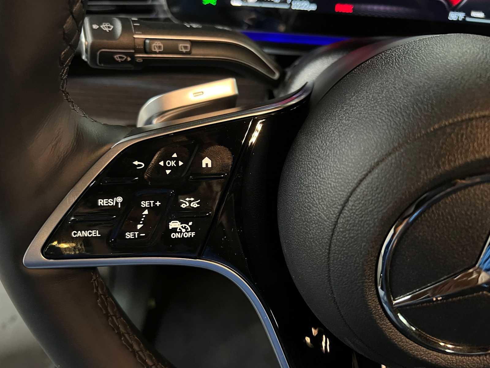New 2026 Mercedes-Benz GLS 450 4MATIC image 27