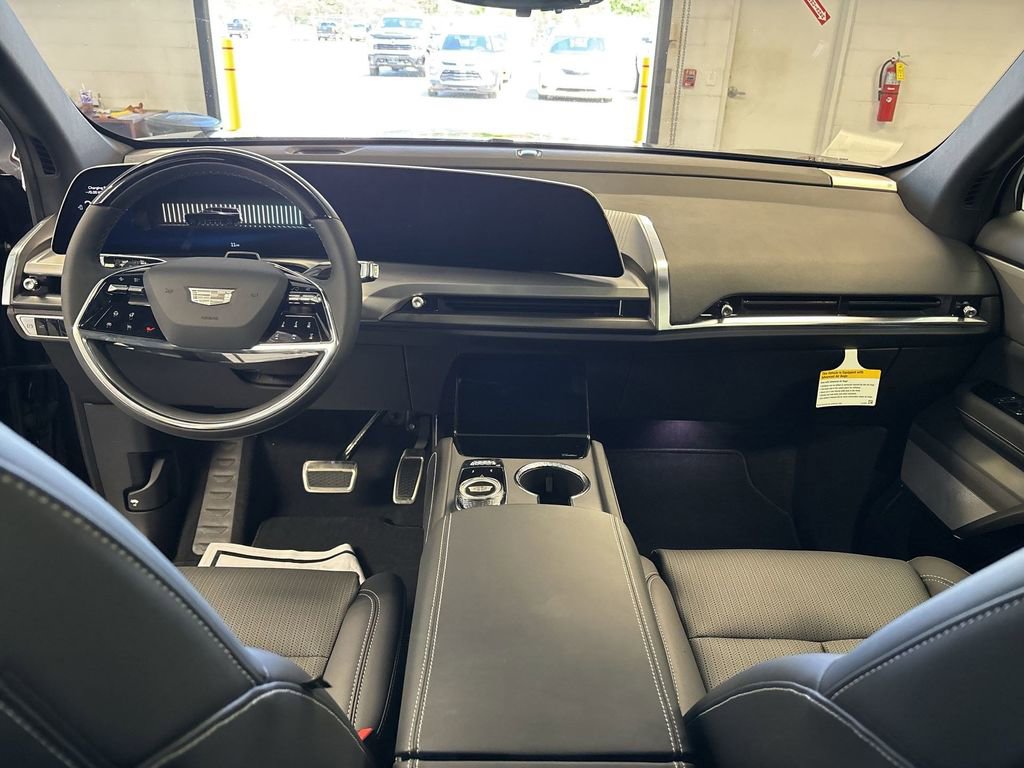 New 2026 Cadillac Vistiq Luxury image 25