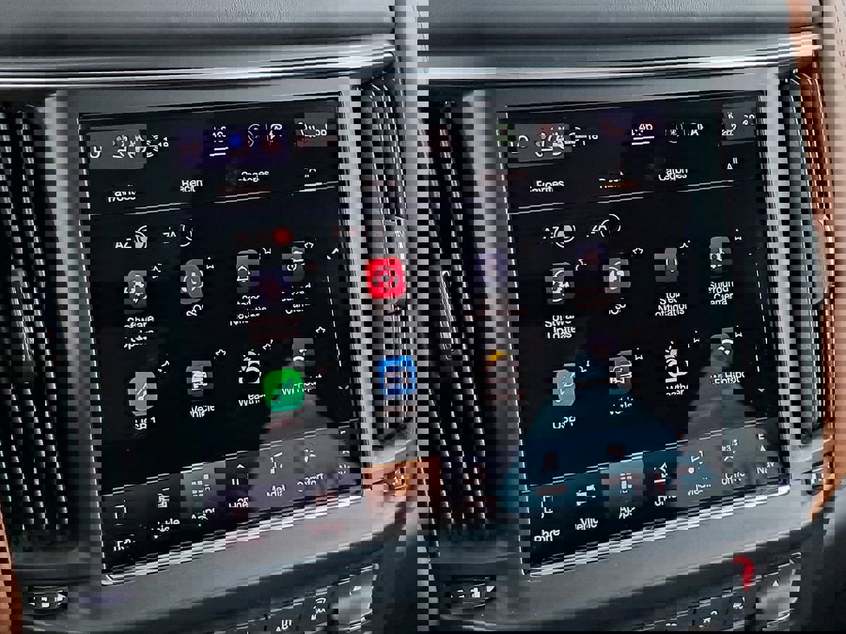 Used 2021 Maserati Levante S GranSport image 41