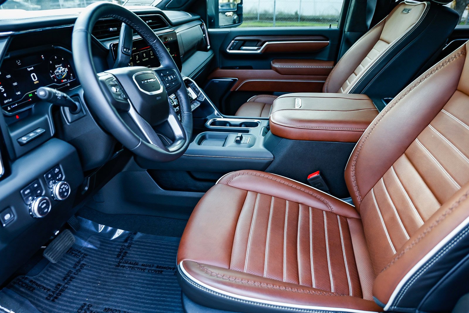 Used 2024 GMC Sierra 3500 Denali Ultimate image 19