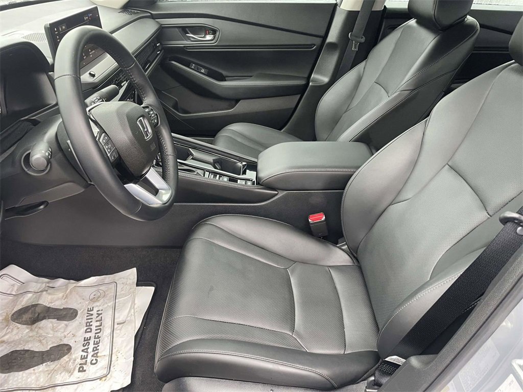Used 2024 Honda Accord Touring image 13