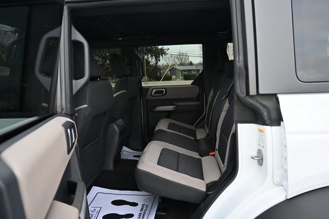 Used 2023 Ford Bronco Wildtrak image 24