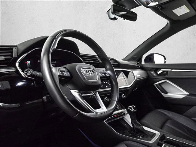 Used 2023 Audi Q3 2.0T Premium Plus w/ Premium Plus Package image 10