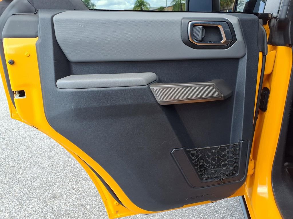 Used 2021 Ford Bronco Black Diamond image 21