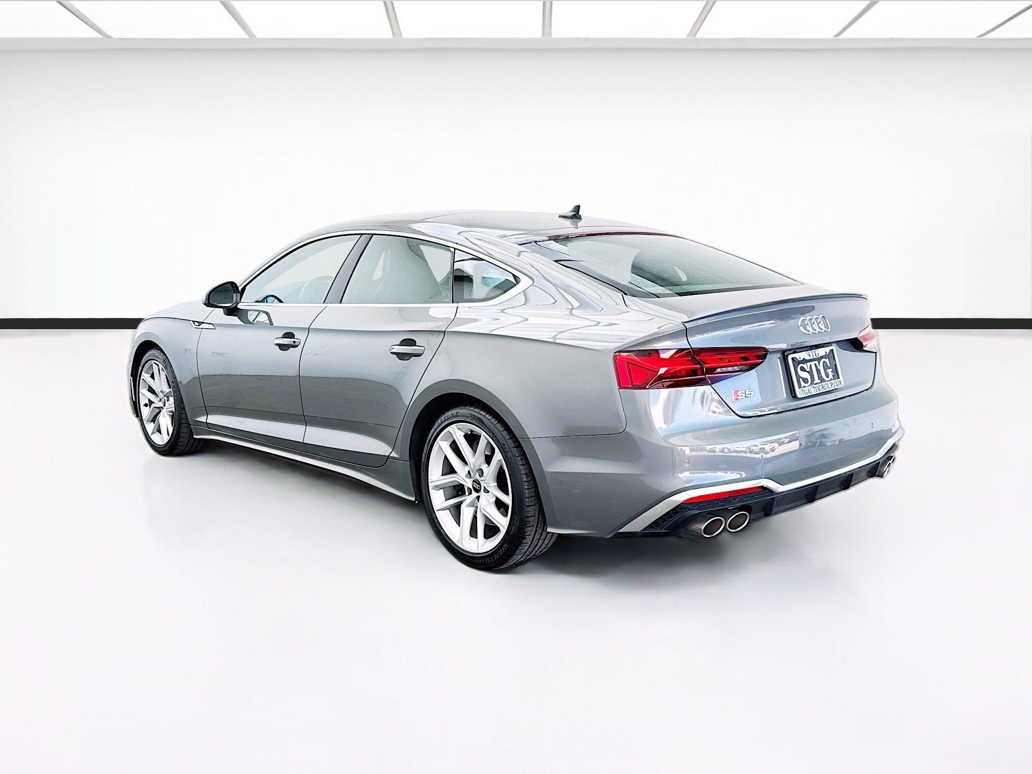 Used 2023 Audi S5 Premium Plus w/ Premium Plus Package AWD/4WD image 6