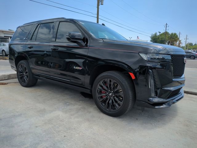 Used 2023 Cadillac Escalade V w/ LPO, ONYX Package AWD/4WD image 1