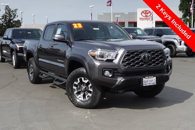 Certified 2023 Toyota Tacoma TRD Off-Road w/ Technology Package AWD/4WD image 2