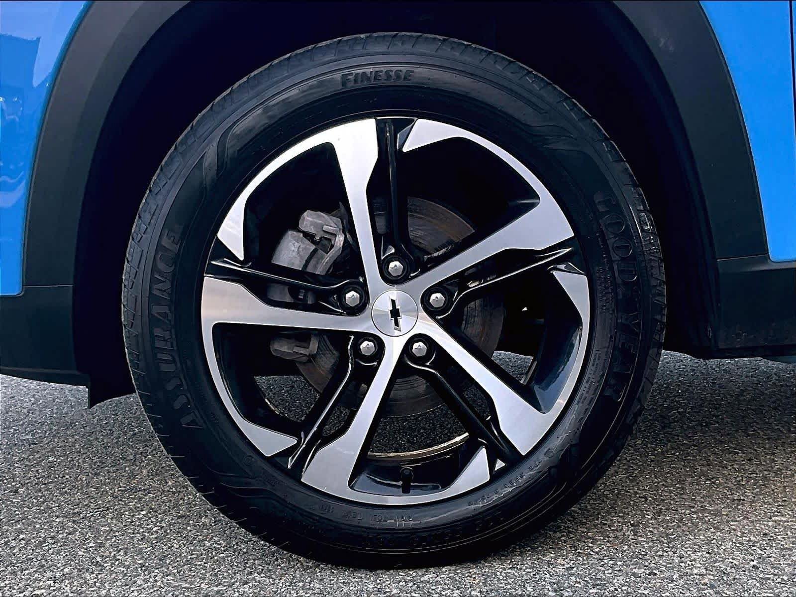 Used 2024 Chevrolet Trax RS w/ Driver Confidence Package FWD image 7