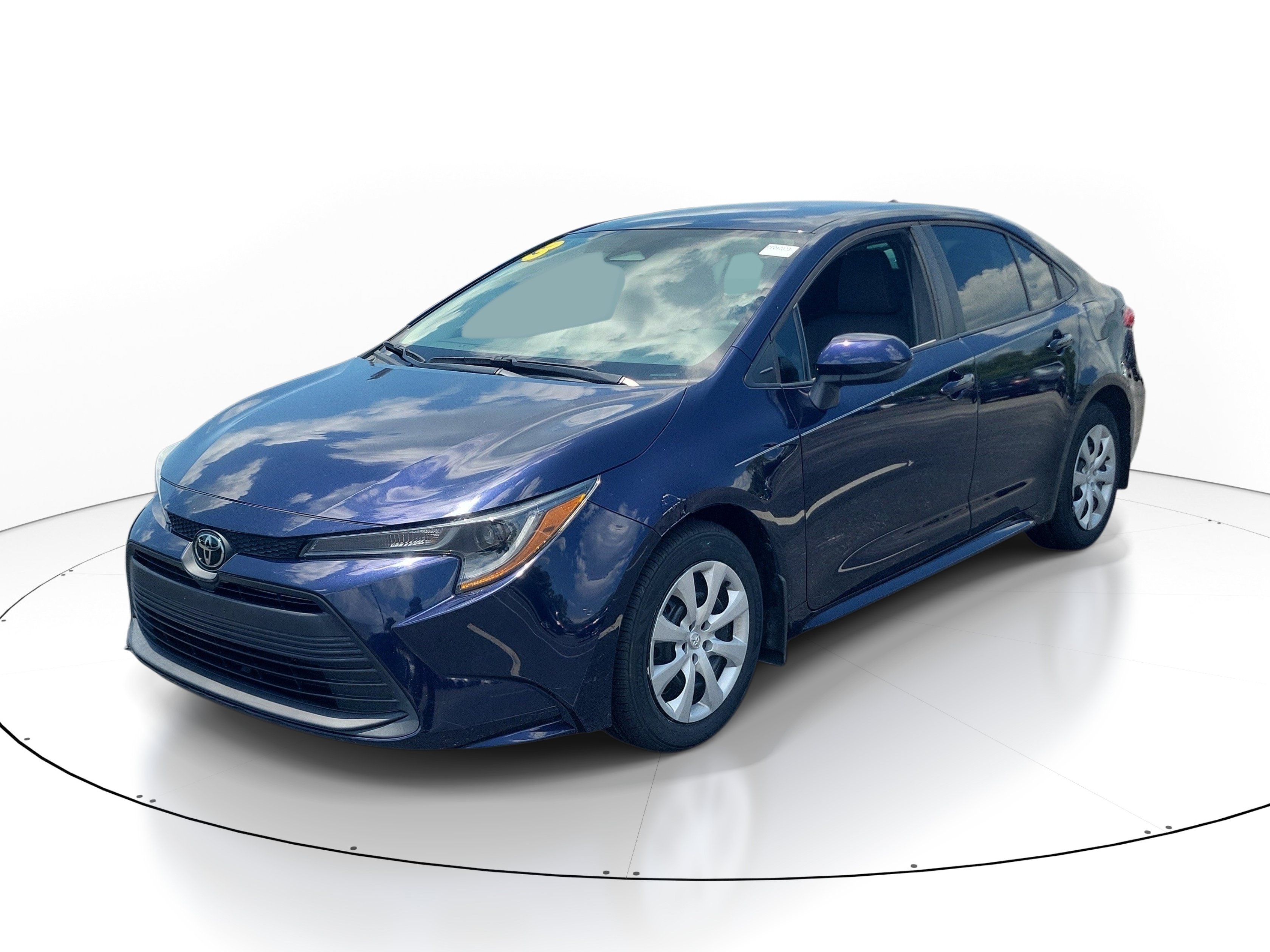 Used 2023 Toyota Corolla LE FWD image 3