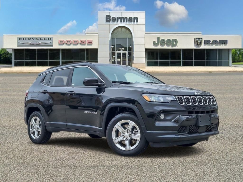 Used 2024 Jeep Compass Latitude