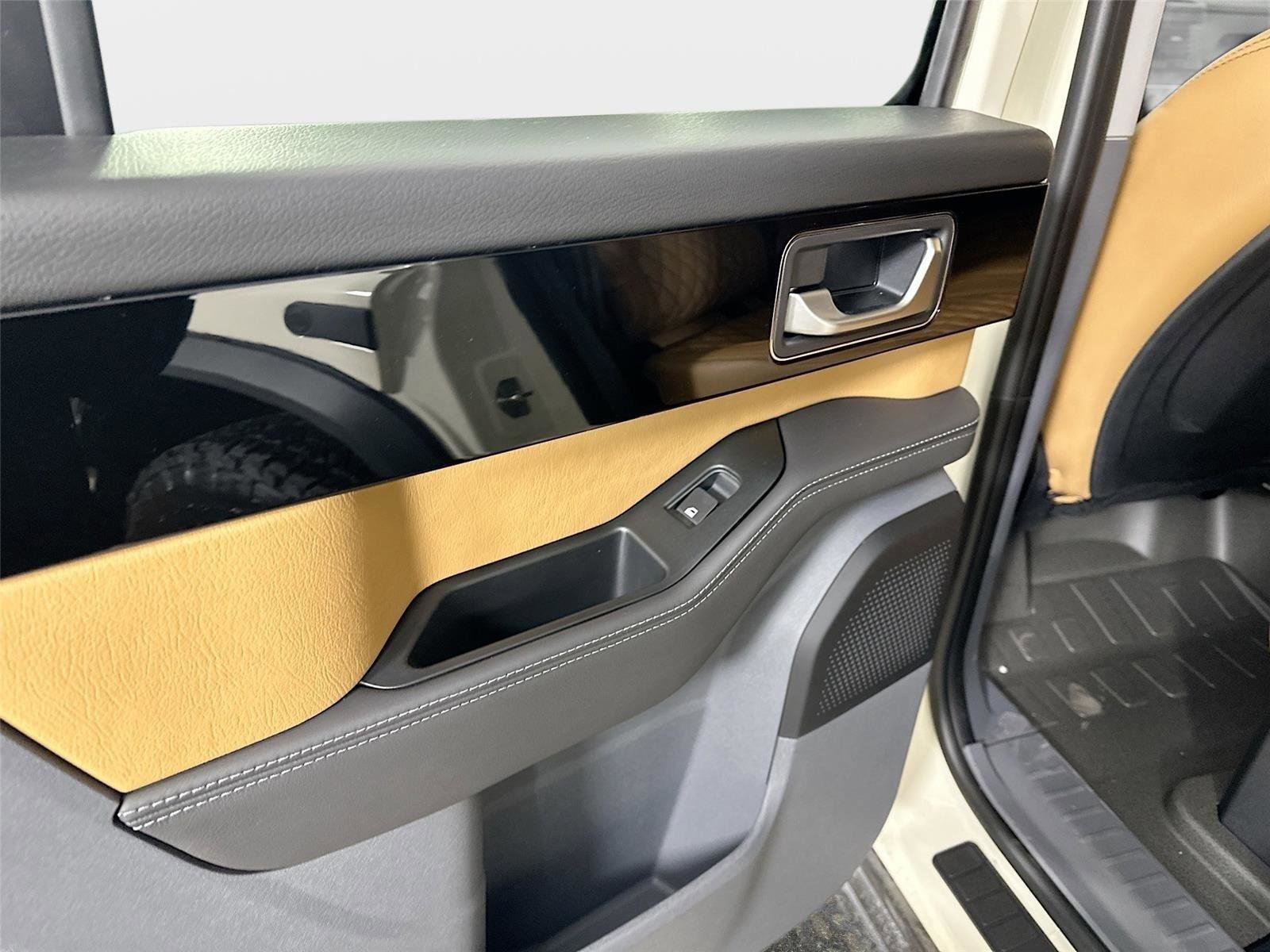 New 2025 INEOS Grenadier Fieldmaster Edition image 36