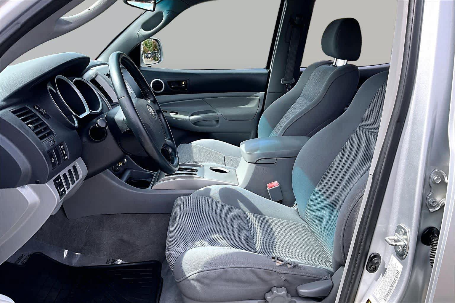 Used 2006 Toyota Tacoma PreRunner w/ TRD Sport Pkg #1 RWD image 7