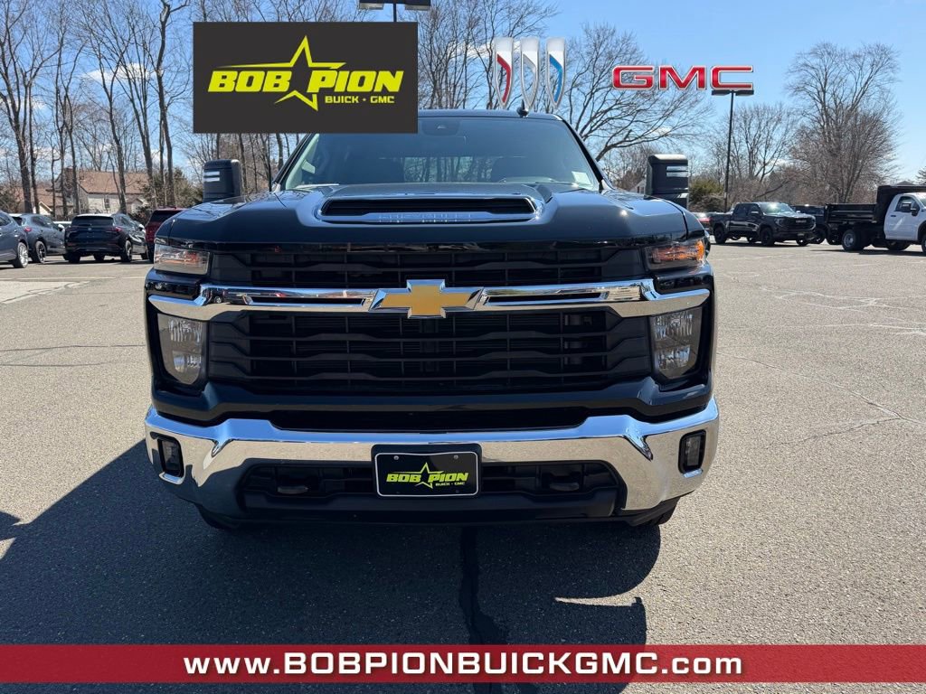 Used 2025 Chevrolet Silverado 2500 LT w/ Convenience Package image 7