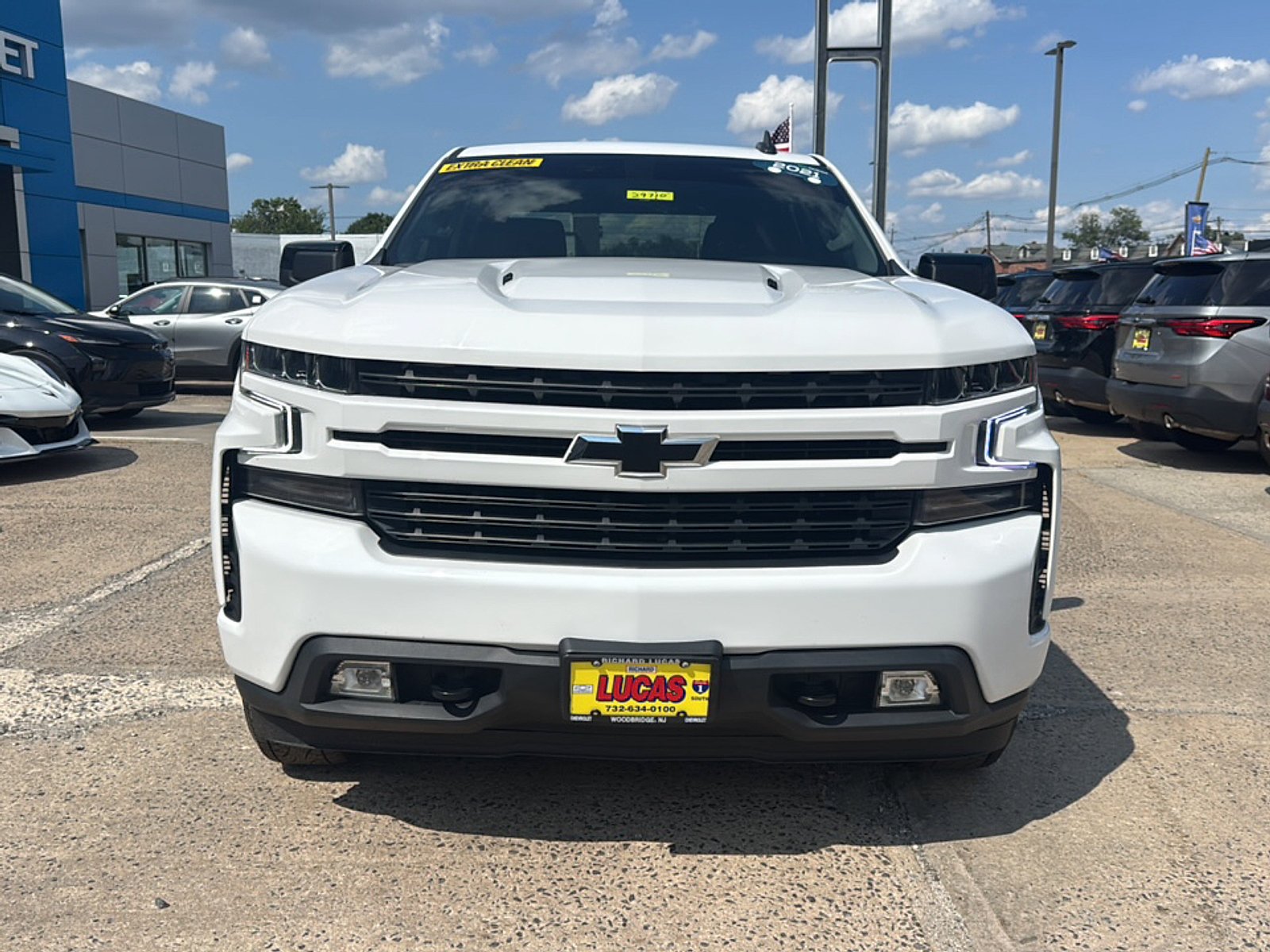 Used 2021 Chevrolet Silverado 1500 RST w/ Bed Protection Package AWD/4WD image 3