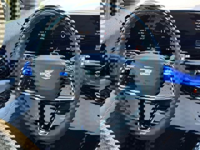 New 2025 Cadillac Optiq Sport 1 w/ LPO, ONYX Package image 26