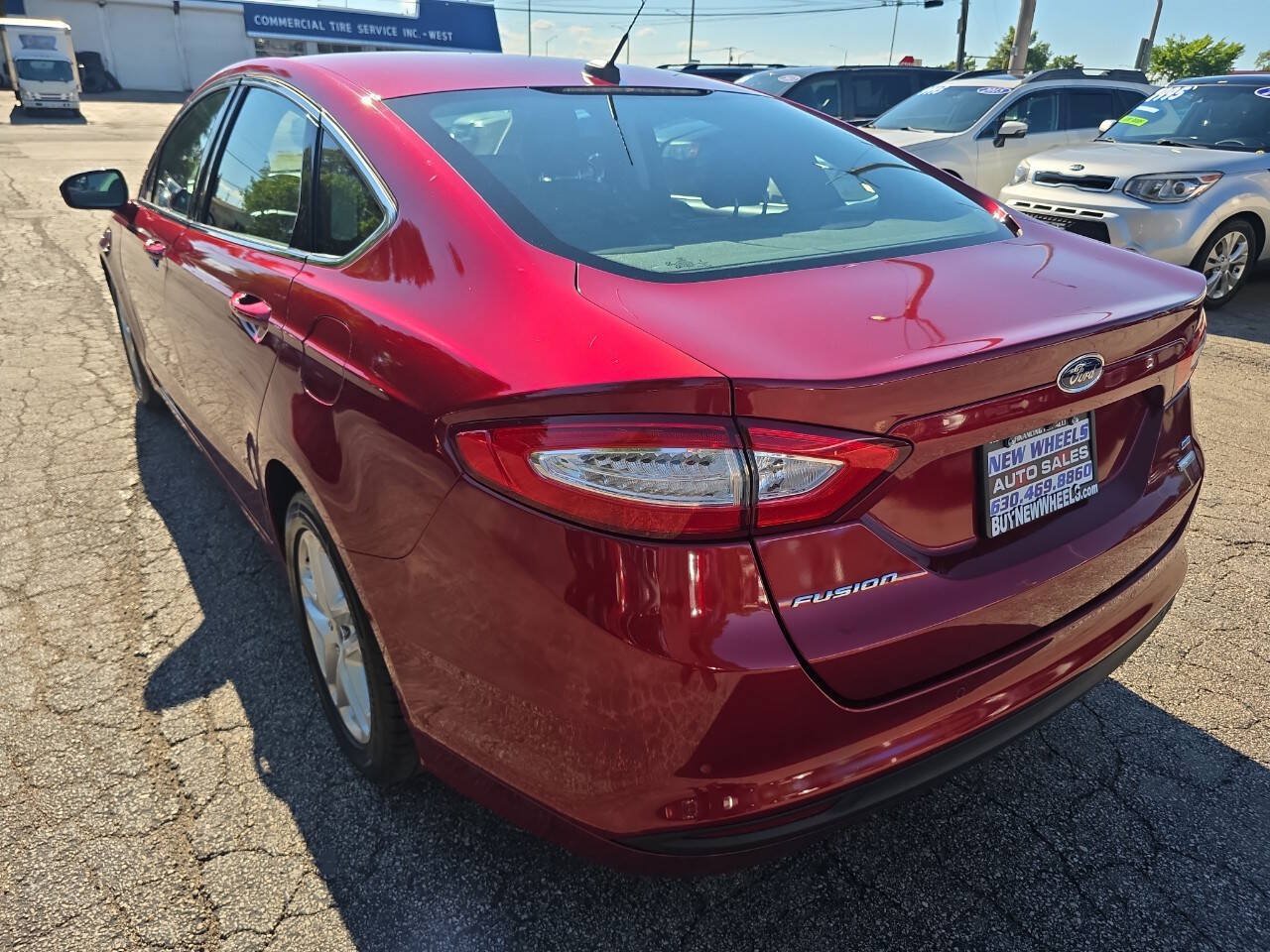 Used 2016 Ford Fusion SE w/ Equipment Group 202A FWD image 19