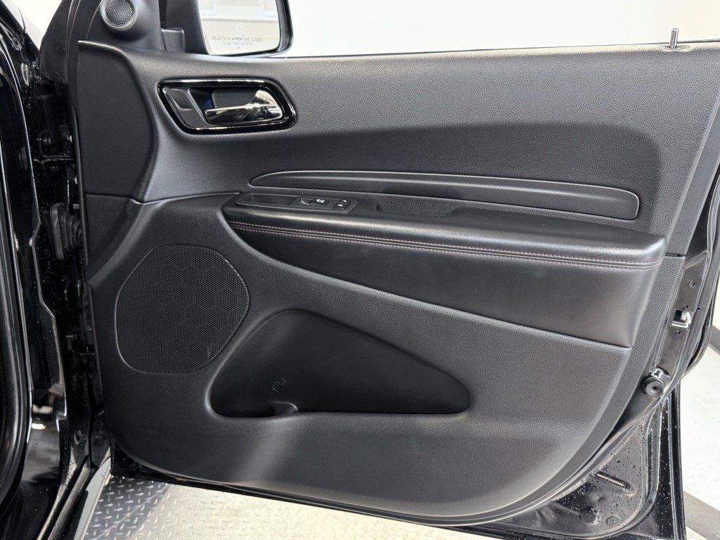 Certified 2022 Dodge Durango R/T w/ Blacktop Package image 12