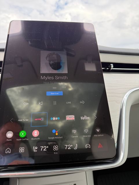 New 2025 Volvo EX90 Plus w/ Protection Package Premier image 17