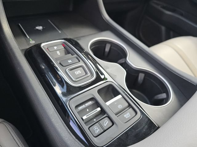 Used 2025 Honda Pilot Touring image 33