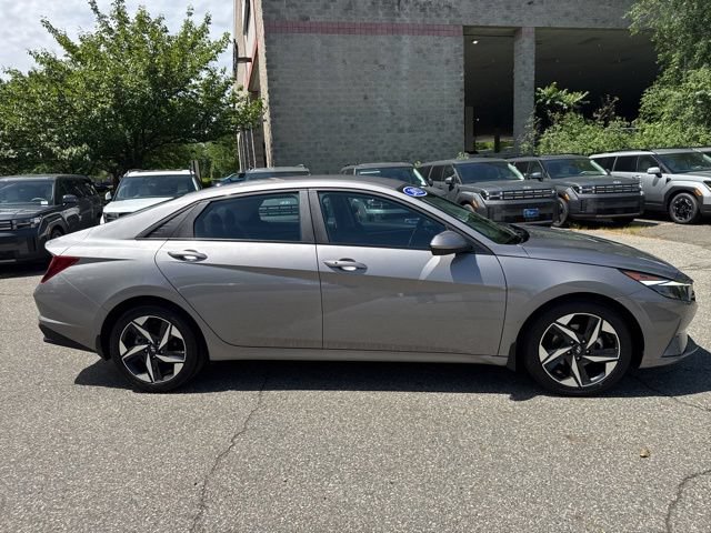 Certified 2023 Hyundai Elantra SEL w/ Convenience Package FWD image 14