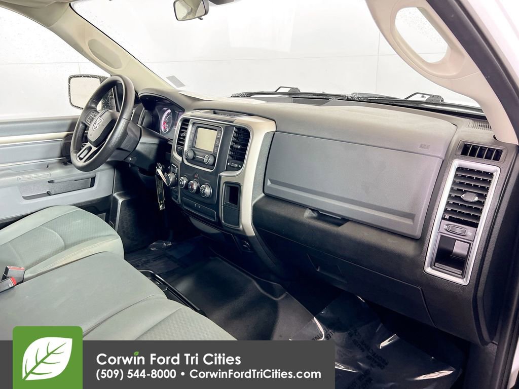 Used 2020 RAM 1500 Classic SLT image 26