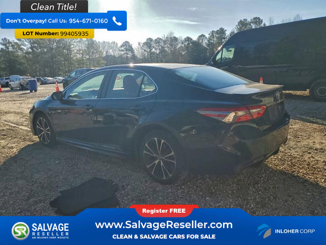Used 2018 Toyota Camry image 3